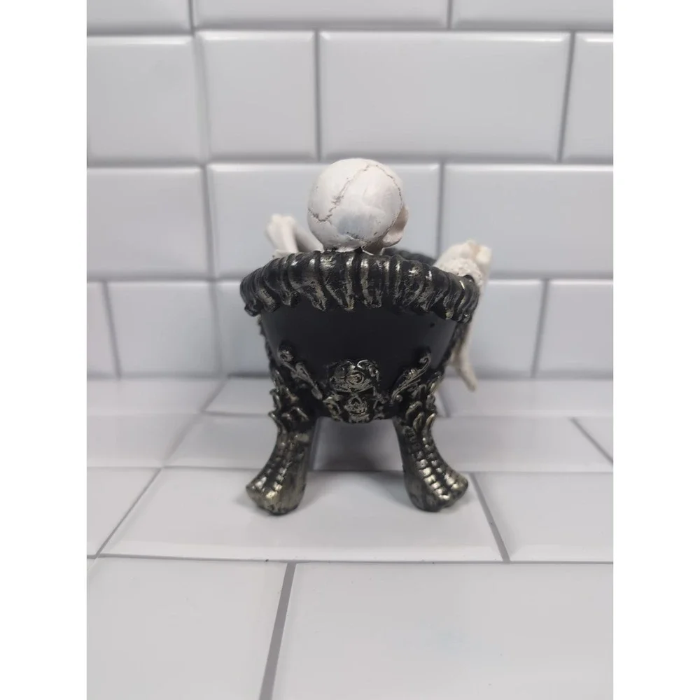 Skeleton figurine In Claw foot Tub Halloween Decor Skull Roses